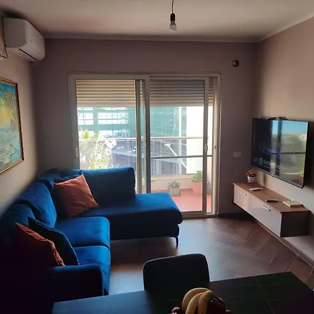 Maksimilian * Durres