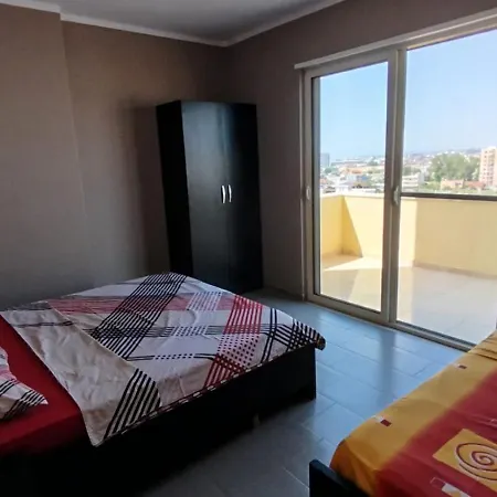 Maksimilian Apartman *